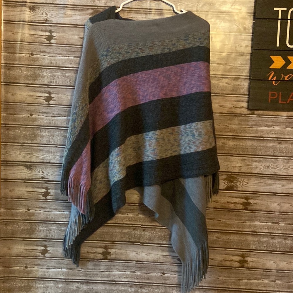 NWOT Janice apparel Poncho Sweater